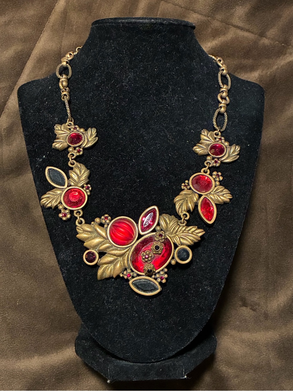 Vintage Chico's black and red leaf necklace